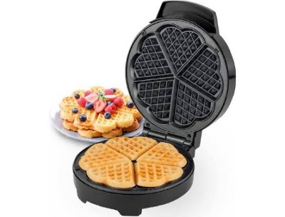 Geepas 1000W Heart Waffle Maker