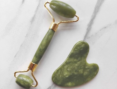 Jade Roller with Gua Sha Set Buy 1 Get 1 Free