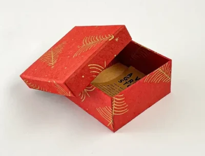 4x4x2 inch Box-Gold Tree Red