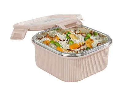 Borosil Larah Freshbyte Square Container with Lid 250ml